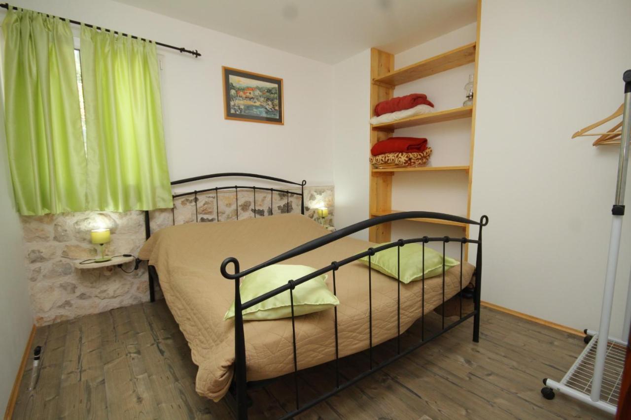 Seaside Secluded Apartments Cove Karkavac - Scedro, Hvar - 8801 ييلسا المظهر الخارجي الصورة