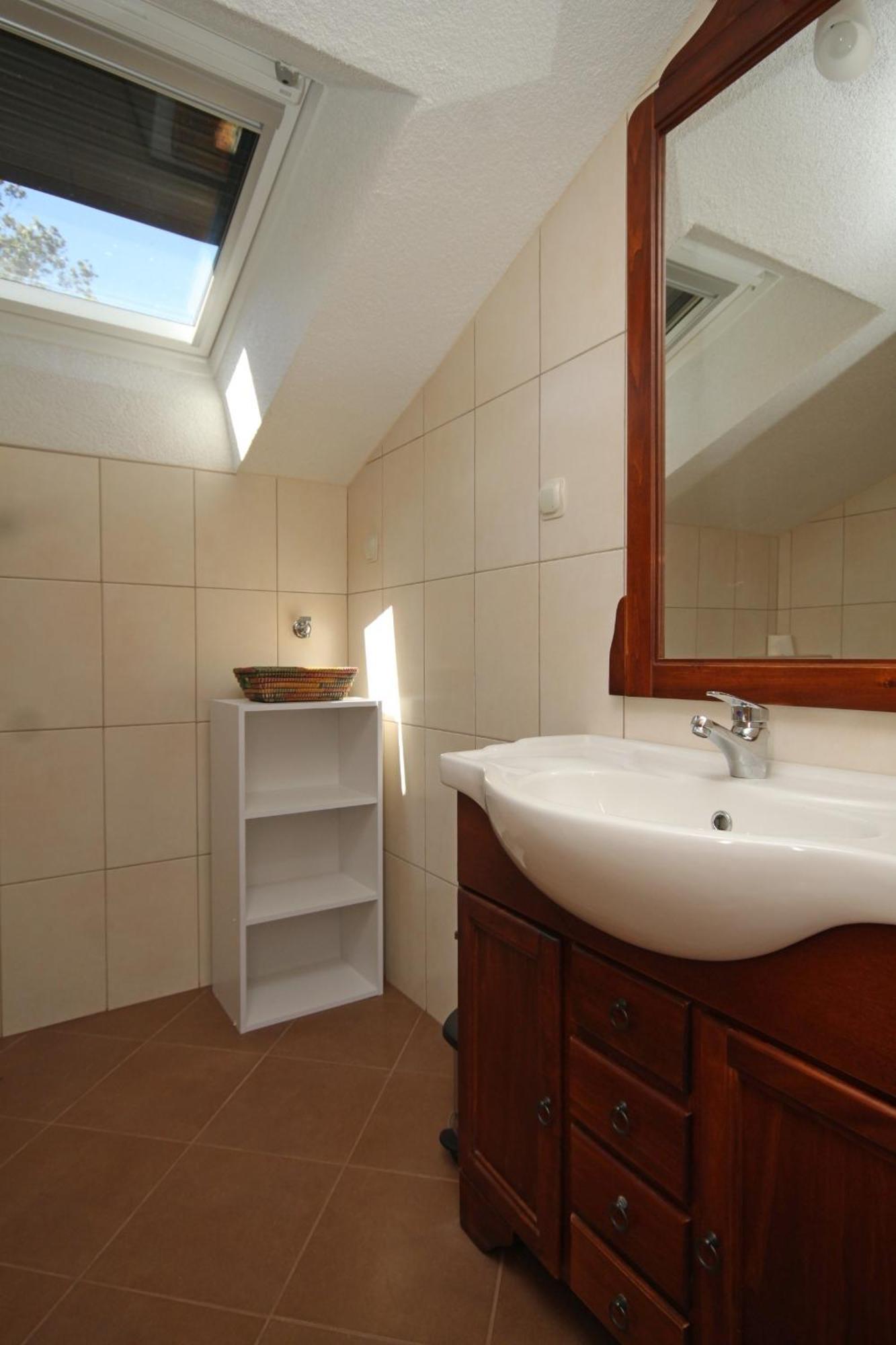 Seaside Secluded Apartments Cove Karkavac - Scedro, Hvar - 8801 ييلسا الغرفة الصورة